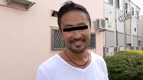 【細マッチョ】色黒髭のダンディズム溢れる豊岡さん!!太めの雄魔羅はずっとビンビン!!汗だくで生ハメ、激ピストンで大量精子発射!!