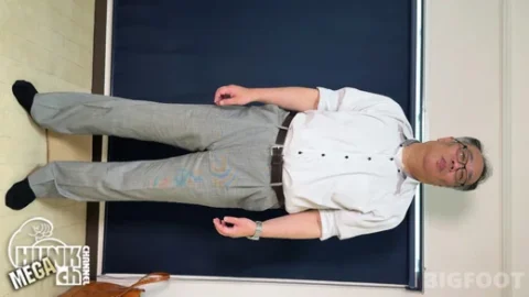 【ガチムチ】182×110×54 リーマン親父の痴態観察